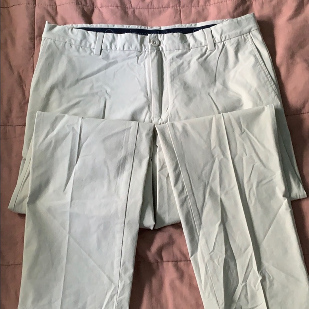 Vineyard Vines Khakis